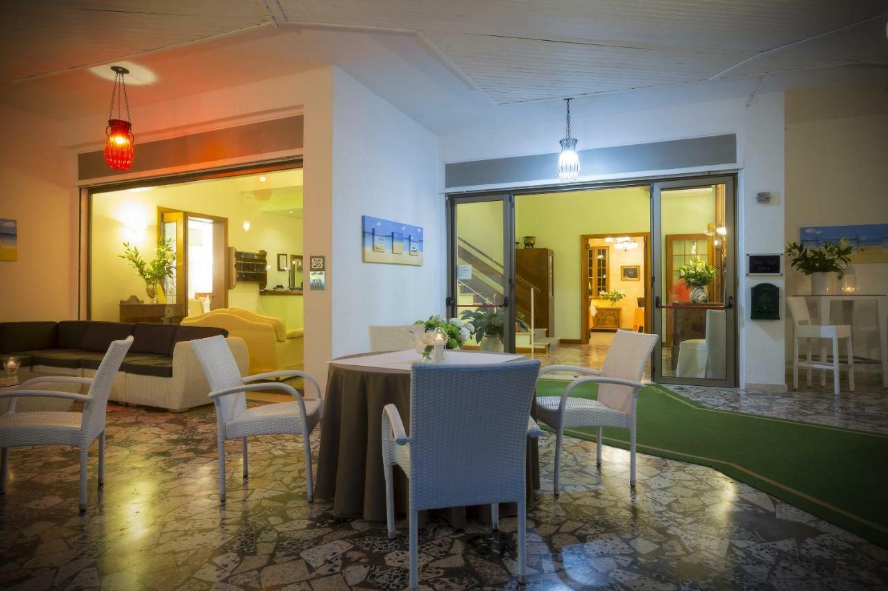 Hotel Marilù Eraclea Mare Extérieur photo