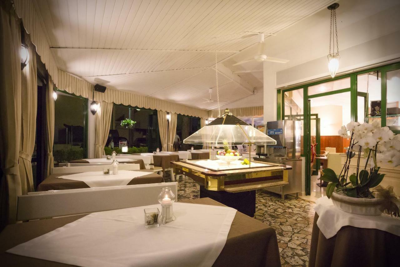 Hotel Marilù Eraclea Mare Extérieur photo
